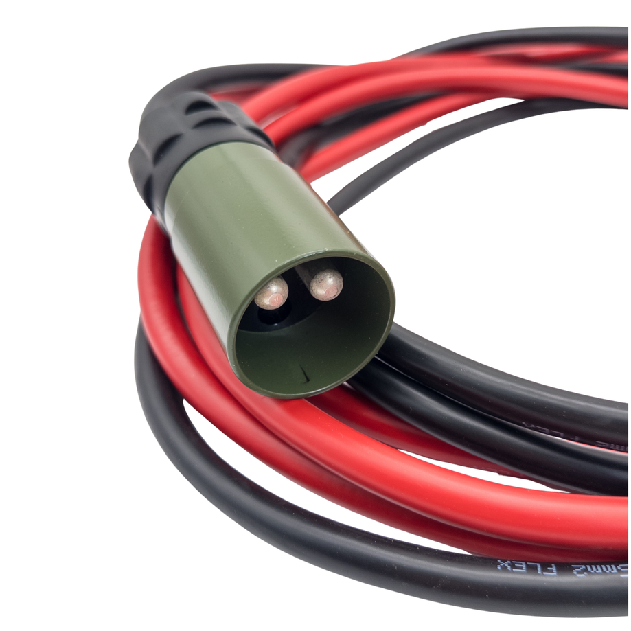 NATO Überbrückungskabel 24V 4 m 35 mm² mit 2-poligem Stecker und Batterieklemmen